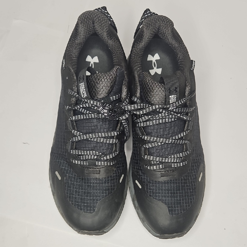 Under Armour Men's Black and Gray Athletic Shoes